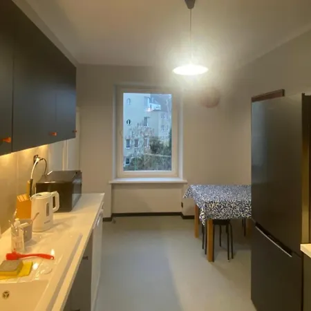 Jednoosobowy Pokój W Mieszkaniu 3 Pokojowym * Gdynia